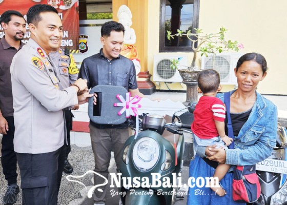 Nusabali.com - polres-buleleng-kembalikan-8-motor-ke-pemiliknya