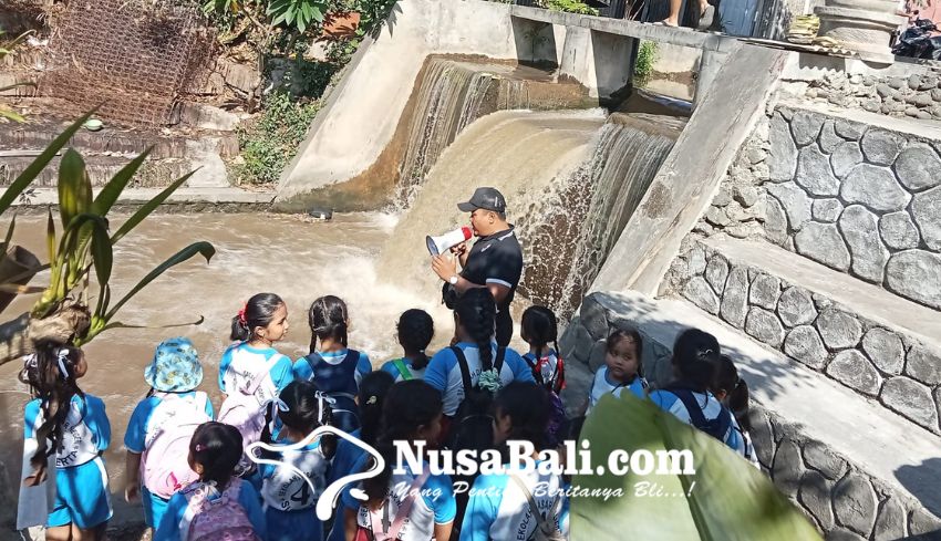 Sekolah Sungai di SD Negeri 4 Sumerta: Edukasi Lingkungan untuk Generasi Muda