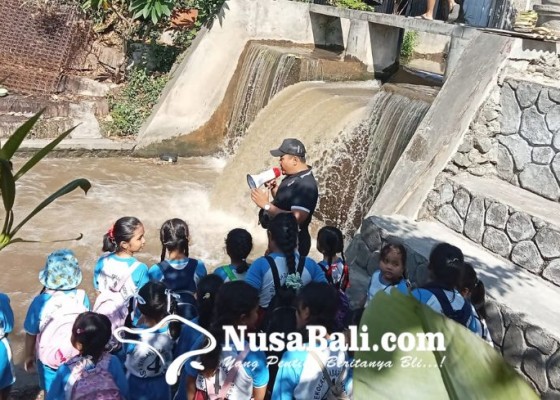 Nusabali.com - sekolah-sungai-di-sd-negeri-4-sumerta-edukasi-lingkungan-untuk-generasi-muda