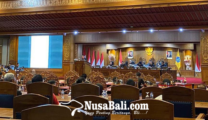 PDIP Walk Out Saat Fraksi Gerindra Sampaikan PU