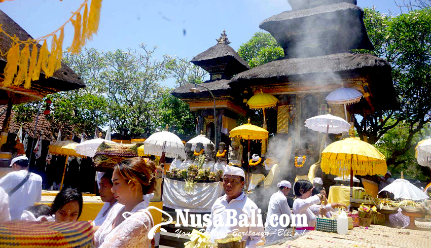 Pujawali di Pura Silayukti, Pamedek Masih Sepi