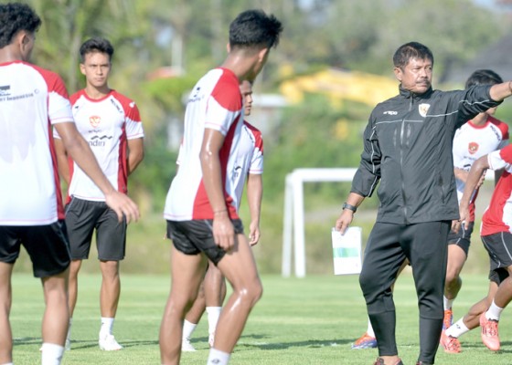 Nusabali.com - jelang-ujicoba-di-jepang-timnas-u-20-digembleng-di-bali