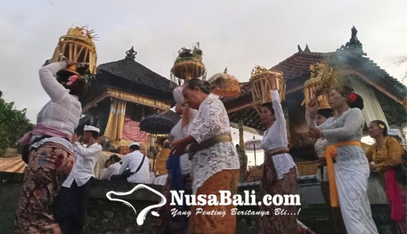 www.nusabali.com-ngusaba-piodalan-di-pura-dalem-sakti-sukahet-tradisi-sakral-dengan-persembahan-hasil-bumi