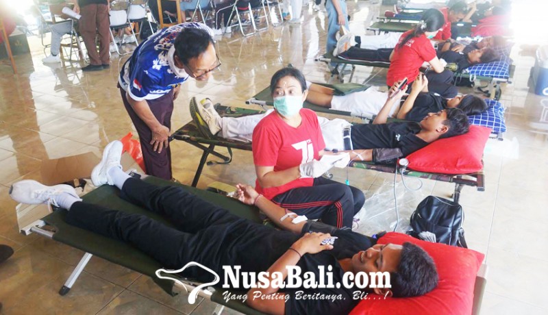 www.nusabali.com-puluhan-siswa-gagal-ikuti-donor-darah