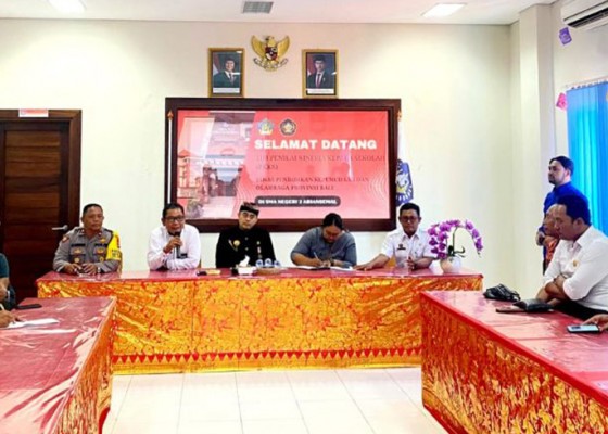 Nusabali.com - disdikpora-bali-selesaikan-konflik-siswa-sman-2-abiansemal