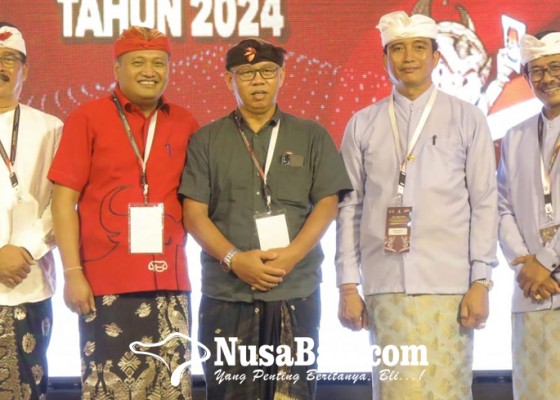 Nusabali.com - aman-umbar-capaian-kerja-kata-ungkap-carut-marut-pemerintahan