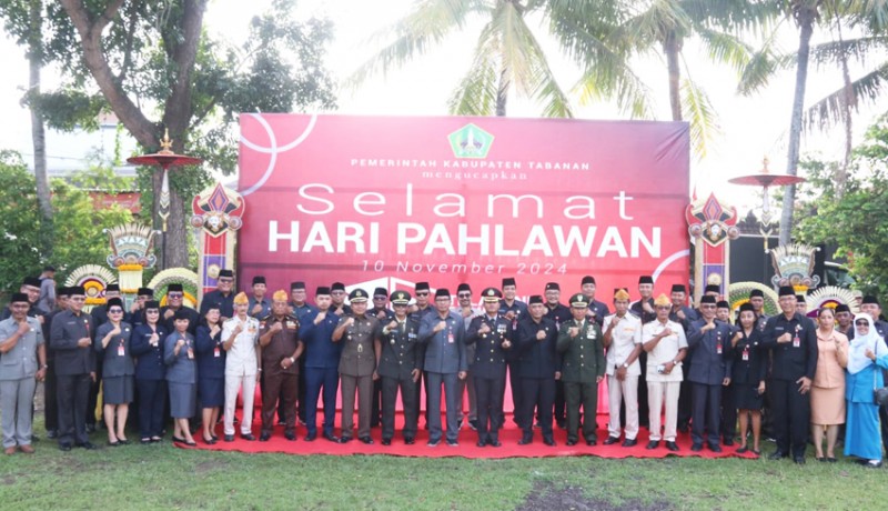 www.nusabali.com-polres-dan-pemkab-tabanan-peringati-hari-pahlawan