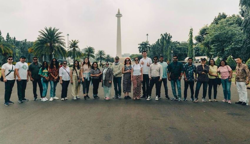 www.nusabali.com-indonesia-ajak-puluhan-biro-perjalanan-asia-selatan-dan-tengah-famtrip-ke-lima-destinasi-unggulan