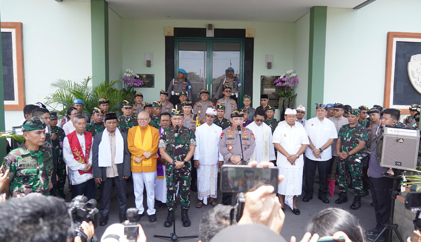 Panglima TNI-Kapolri Hadiri Doa Bersama Kelancaran Pilkada