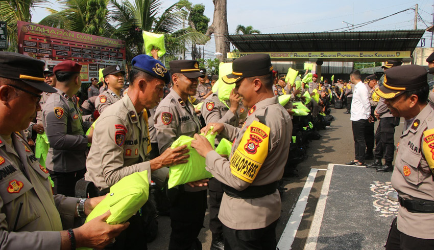 Wakapolres Badung Cek Kelengkapan Personel Pengamanan TPS