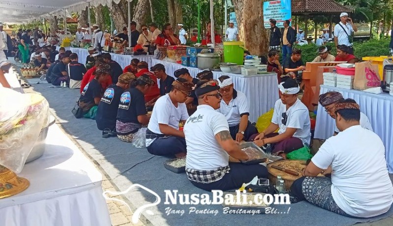 www.nusabali.com-pasikian-yowana-denpasar-sukses-gelar-parade-ngelawar