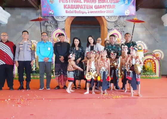 Nusabali.com - pemkab-gianyar-buka-festival-paud-inklusif