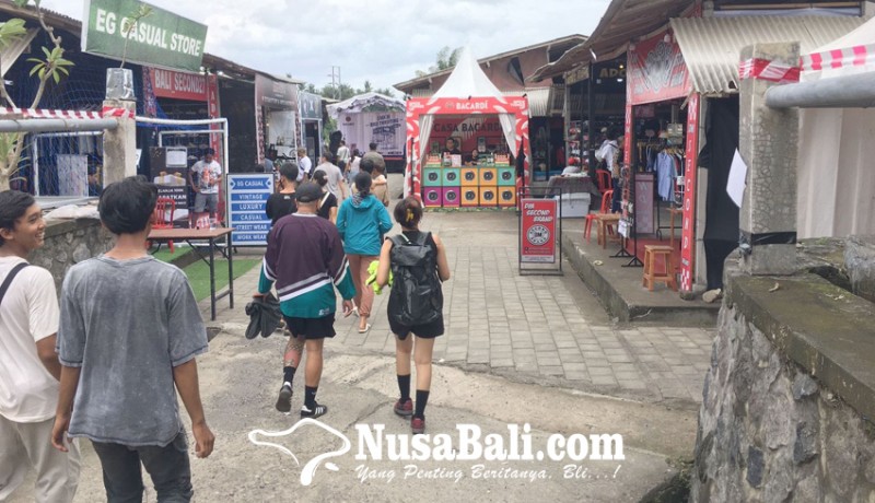 www.nusabali.com-pasar-relokasi-dijadikan-tempat-jualan-pakaian-second-branded