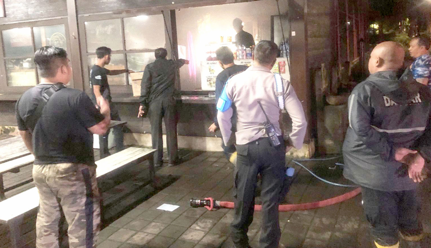 Kios Foodcourt Alun-alun Bangli Terbakar