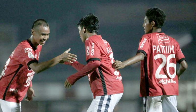 www.nusabali.com-tim-bali-united-u-19-kian-kokoh-di-puncak