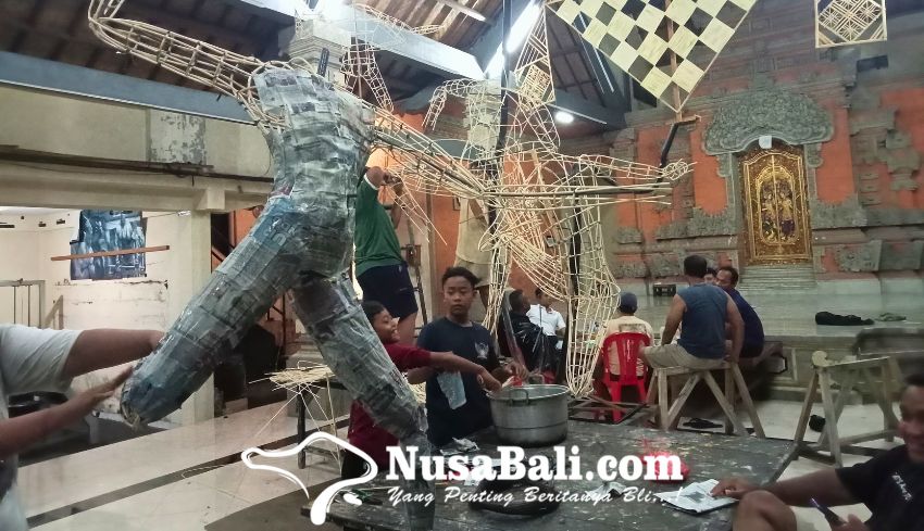 STDT Banjar Antap Panjer Garap Ogoh-Ogoh Bongkar Pasang Sambut Tahun Baru Caka 1947