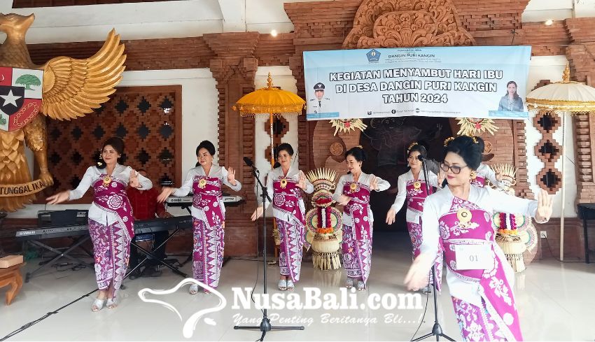 Meriahkan Hari Ibu, PKK Desa Dangin Puri Kangin Gelar Lomba Paduan Suara