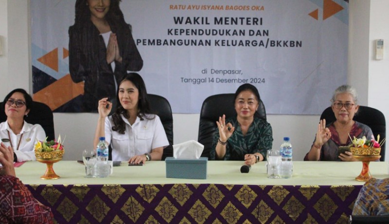 www.nusabali.com-wamen-isyana-bagoes-oka-tinjau-penerapan-inovasi-genting