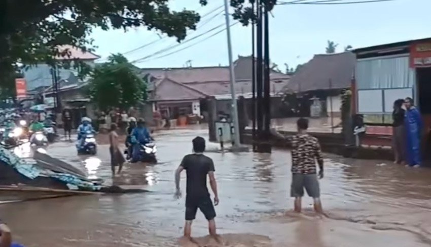 Jalur Singaraja-Gilimanuk Sempat Lumpuh