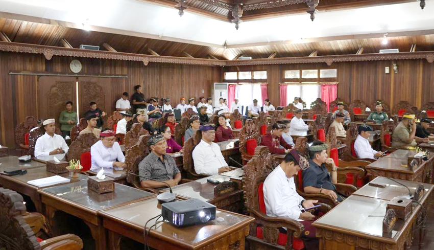 Dewan Minta Toko Swalayan Sediakan Parkir