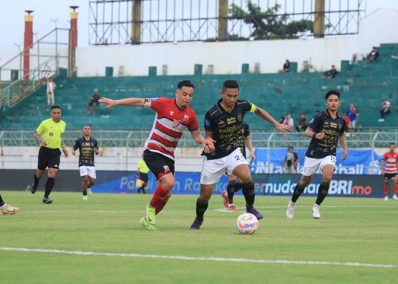 Nusabali.com - bali-united-takluk-di-madura