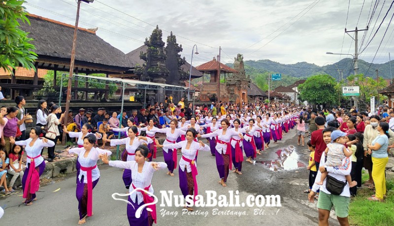 www.nusabali.com-peringati-hari-ibu-215-pkk-pentaskan-tari-puspanjali