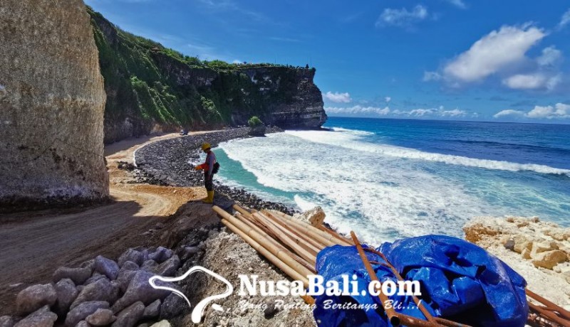 www.nusabali.com-jalan-inspeksi-di-kawasan-pura-uluwatu-dipastikan-bukan-untuk-pariwisata