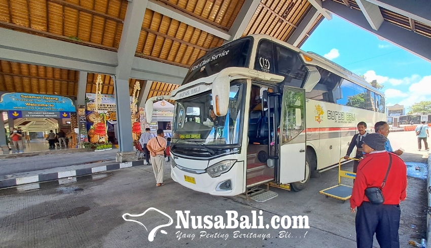 Belasan Ribu Orang Memasuki Bali via Terminal Mengwi jelang Libur Nataru