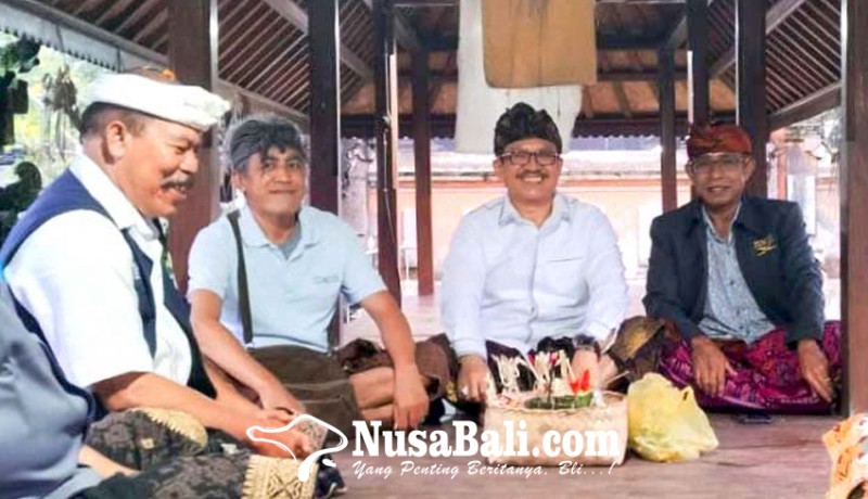 www.nusabali.com-sujana-kembali-dikukuhkan-jadi-bendesa-adat-duda