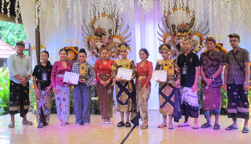 www.nusabali.com-lomba-tari-condong-dan-truna-jaya-ramaikan-hut-yowana-gita-bhuana