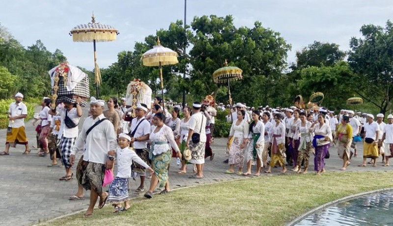 www.nusabali.com-warga-serangan-manfaatkan-pembangunan-kek-kura-kura-bali-buat-ritual-keagamaan