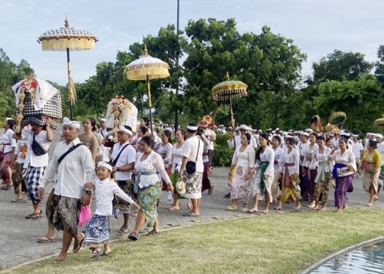 Nusabali.com - warga-serangan-manfaatkan-pembangunan-kek-kura-kura-bali-buat-ritual-keagamaan