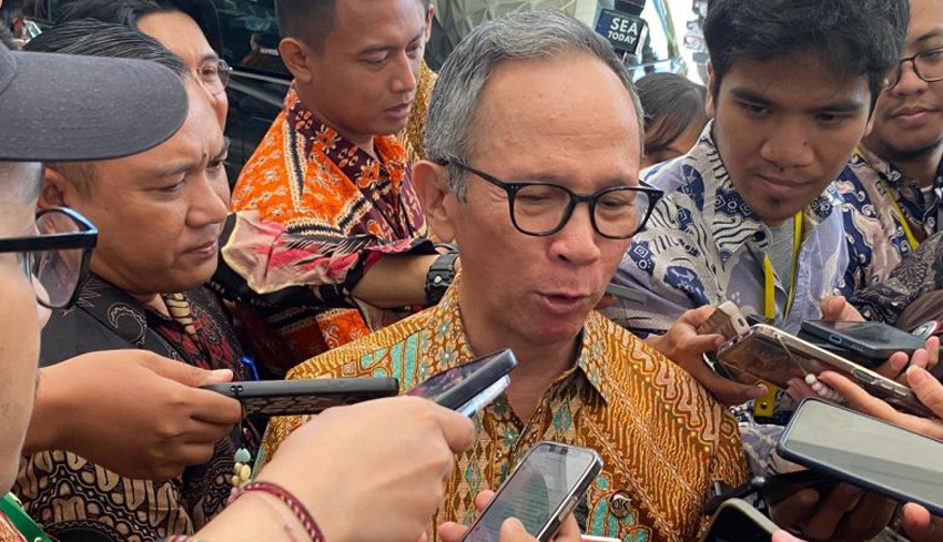 OJK Dorong Pasar Modal Berperan Lebih Aktif