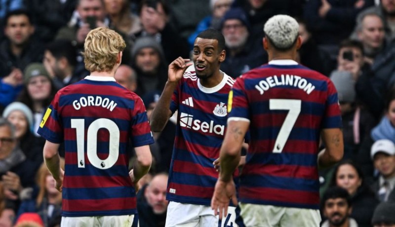 www.nusabali.com-alexander-isak-gemilang-newcastle-kalahkan-tottenham