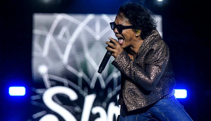 www.nusabali.com-slank-rayakan-ulang-tahun-ke-41-dengan-konser-pasar-malam-empat-satoe