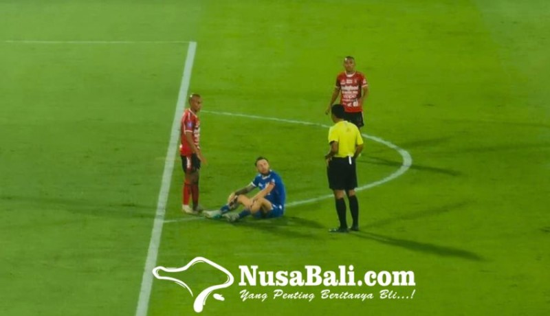 www.nusabali.com-persib-tetap-tak-terkalahkan-kemenangan-bali-united-raib-di-injury-time