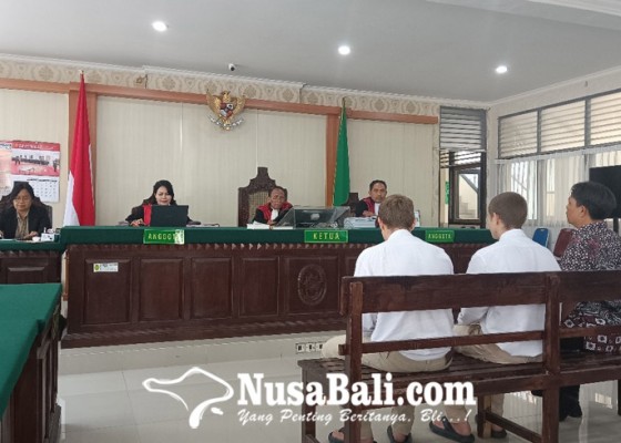 Nusabali.com - dari-sidang-kasus-laboratorium-rahasia-clendestine-laboratory-narkoba-di-sebuah-vila-di-tibubeneng-badung