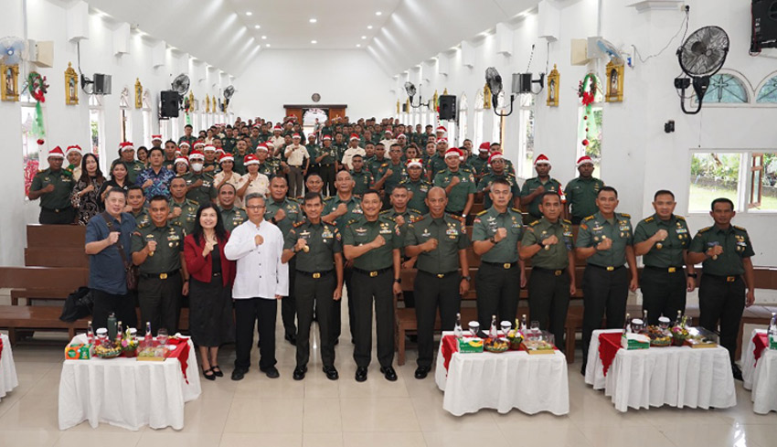 Kodam IX/Udayana Gelar Natal Bersama