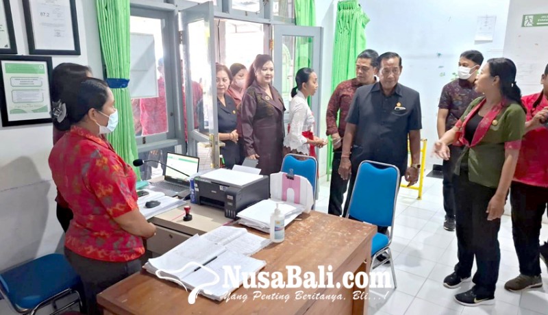 www.nusabali.com-ugd-puskesmas-12-jam-kurang-sapras