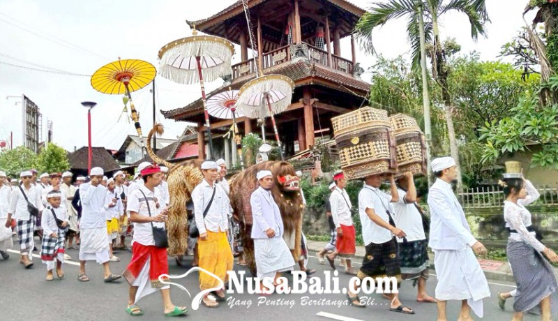 www.nusabali.com-iringan-ritual-di-catus-pata-bangli