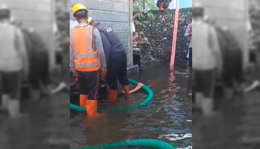 Banjir Rendam Rumah Warga di Tuban