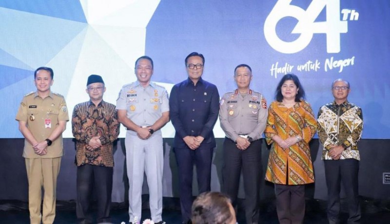 www.nusabali.com-wamen-bumn-dony-oskaria-puji-kolaborasi-tim-pembina-samsat-nasional-dalam-meningkatkan-kepatuhan-pajak-kendaraan