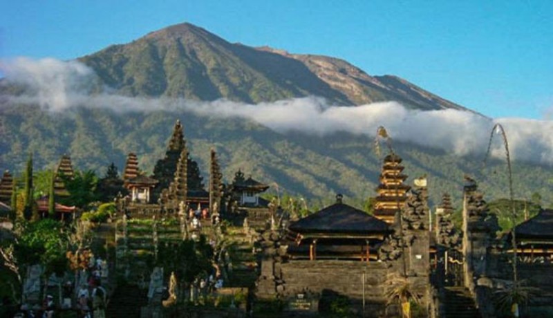 www.nusabali.com-dinas-klh-bali-larang-pendakian-gunung-agung-selama-cuaca-ekstrem