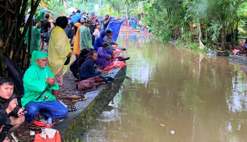 www.nusabali.com-lomba-mancing-jadi-ajang-penggalian-dana-st-pawana-suta-desa-mas