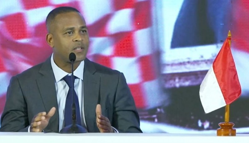 www.nusabali.com-patrick-kluivert-fokus-lolos-ke-piala-dunia-2026-dan-olimpiade-2028