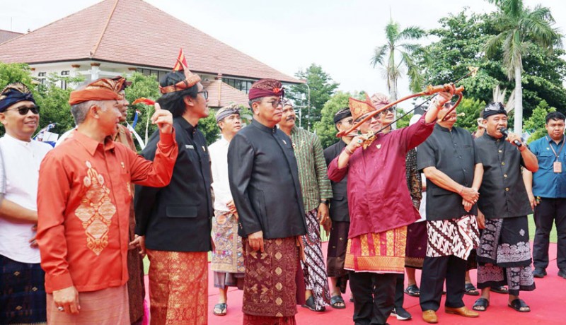 www.nusabali.com-dies-natalis-undiksha-tampilkan-keragaman-budaya-nusantara