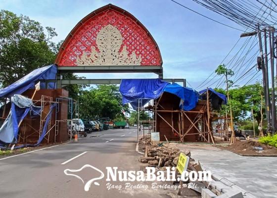 Nusabali.com - pengerjaan-proyek-taman-perjuangan-molor