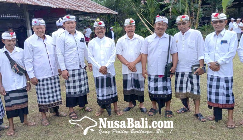 www.nusabali.com-prajuru-desa-adat-duda-majaya-jaya