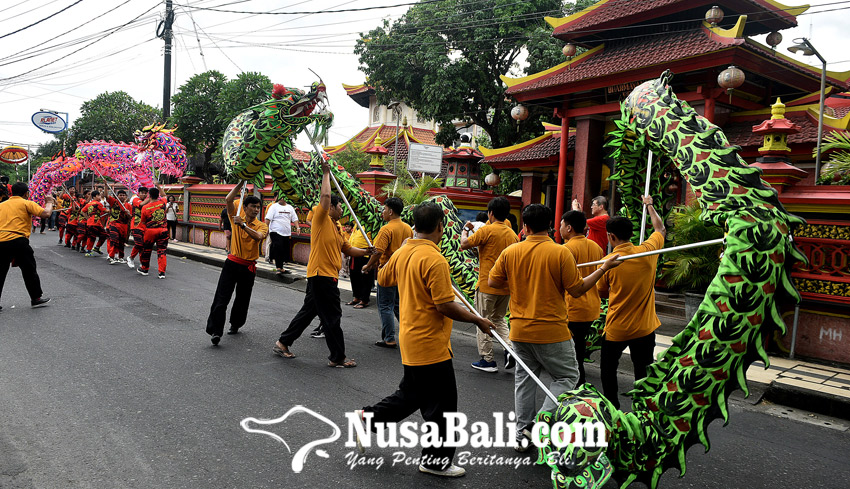 www.nusabali.com-khidmat-dan-meriah-prosesi-sakral-abhisekha-buddha-rumpang-di-vihara-dharmayana-kuta