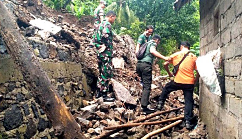 www.nusabali.com-8-titik-longsor-di-muntigunung-kangin